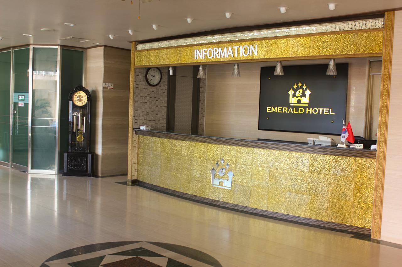Emerald Hotel Чеджудо Экстерьер фото