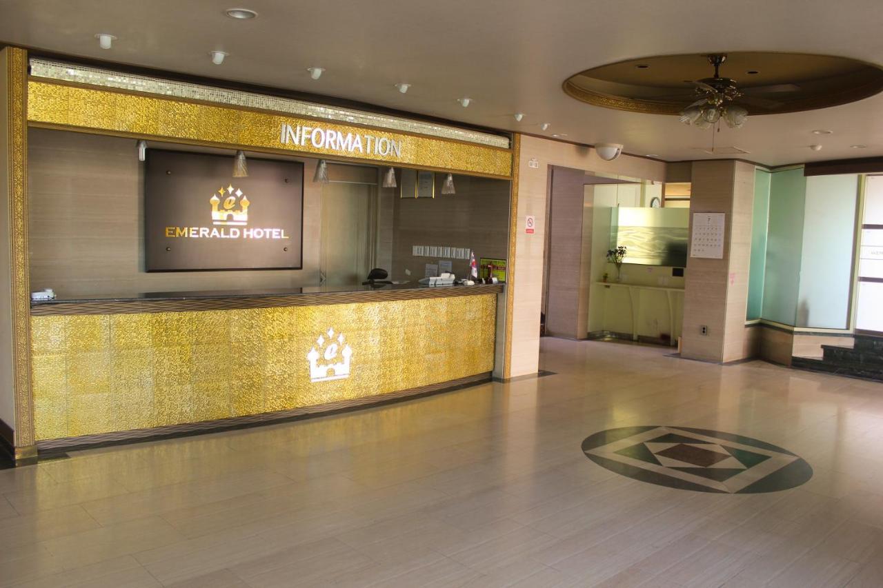 Emerald Hotel Чеджудо Экстерьер фото