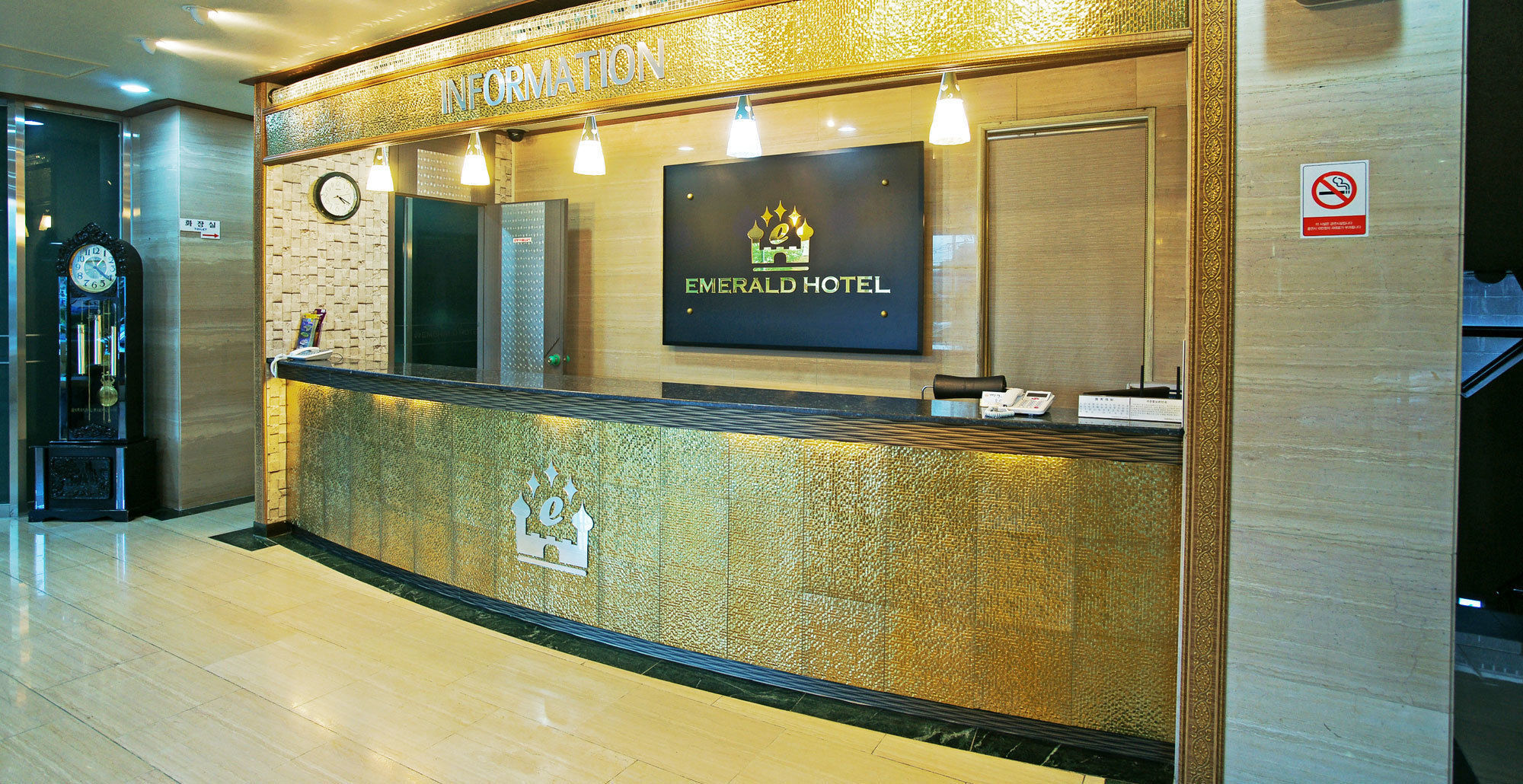 Emerald Hotel Чеджудо Экстерьер фото